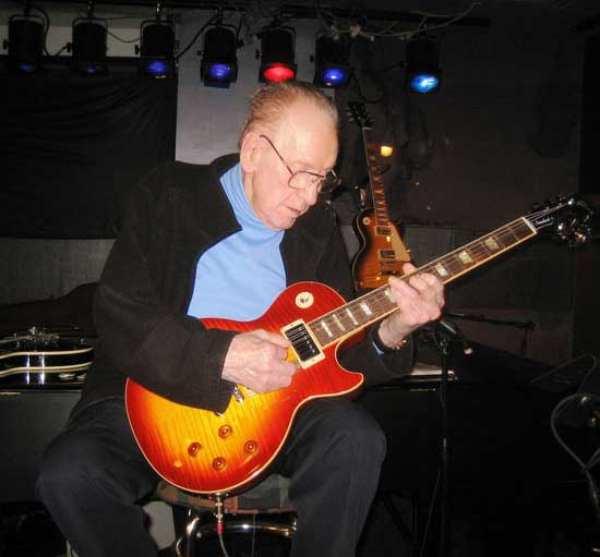 ギブソン レスポールといえばこの人 代表的なギタリスト10選 Gibson Les Paul 吉岡音楽堂